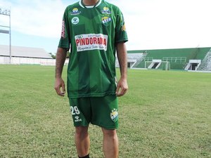 Coruripe acerta com meio campista Eliomar, que estava no futebol sergipano