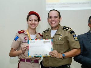 Estudante de Arapiraca é a primeira de AL a ganhar ouro na Olimpíada de Física das Escolas Públicas