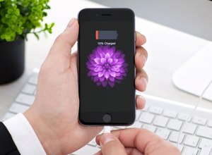 Cientistas criam bateria de celular que carrega em segundos e dura vários dias