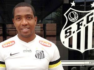 Macaé vai atrás de Renato Abreu para disputar a Série B