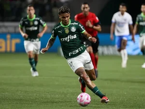 Richard Ríos retorna ao Palmeiras valorizado e alvo de especulações
