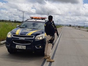 PRF em Alagoas prende dois homens por apropriação indébita durante o fim de semana