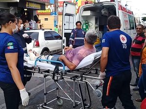 Vendedor é atropelado por caminhão no Centro de Arapiraca 