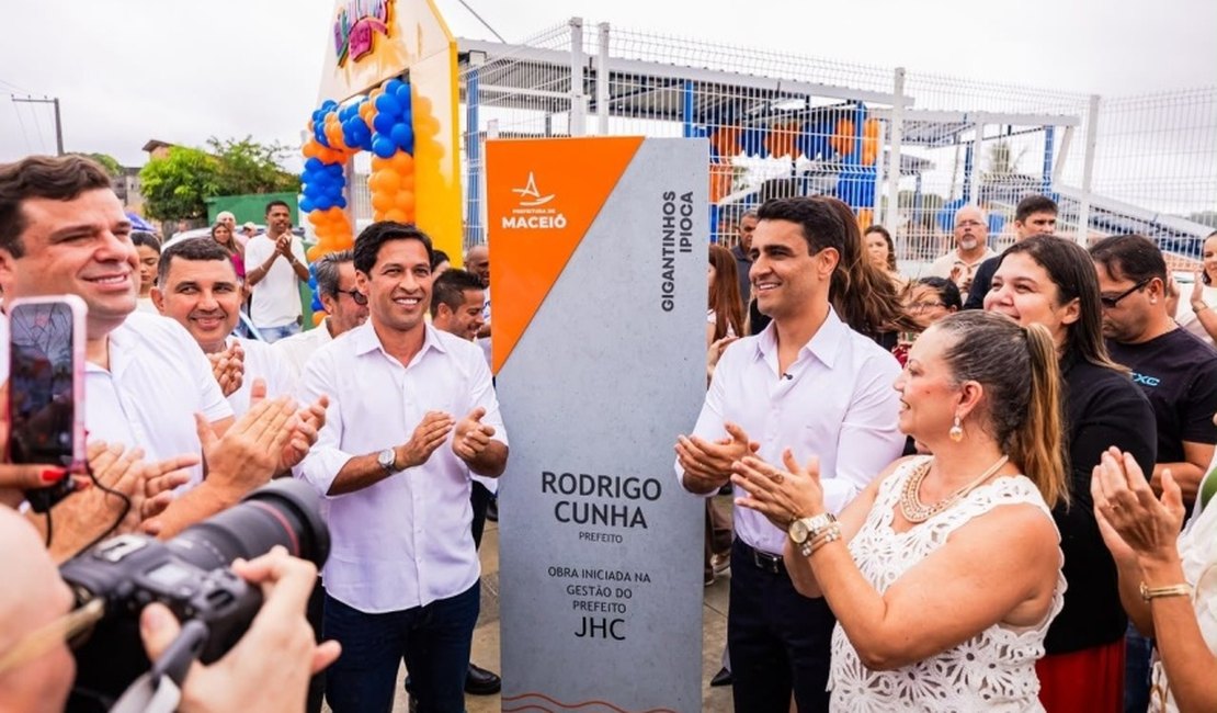 Rodrigo Cunha inaugura Gigantinhos Bilíngue de Ipioca com capacidade para 260 crianças