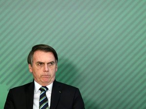 Bolsonaro exonera 11 peritos de órgão de combate à tortura