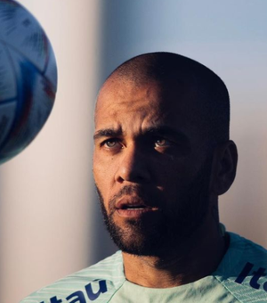 Daniel Alves concede primeira entrevista após acusação de estupro e diz que perdoa vítima