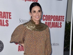 Demi Moore revela que Ashton Kutcher a traiu e culpou sexo a três