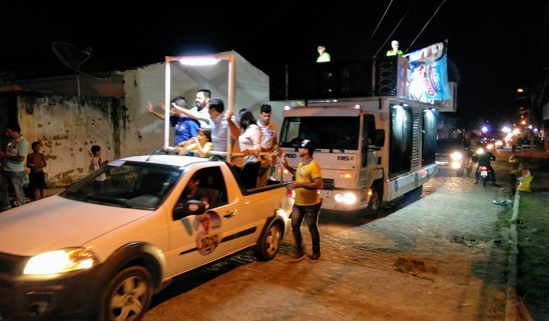 Caravana de Severino e Randerson percorre cinco bairros de Arapiraca