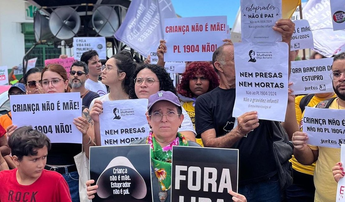 Com manifestação na porta da Câmara, vereadores dizem o que pensam sobre o aborto