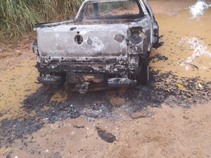 Homem é morto e mulher fica ferida durante assalto; suspeitos levaram R$14 mil