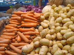 Cenoura tem preço reduzido e inhame sofre aumento em Maceió