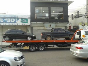 BPTran realiza teste do bafômetro, autua condutores e apreende veículos em operação