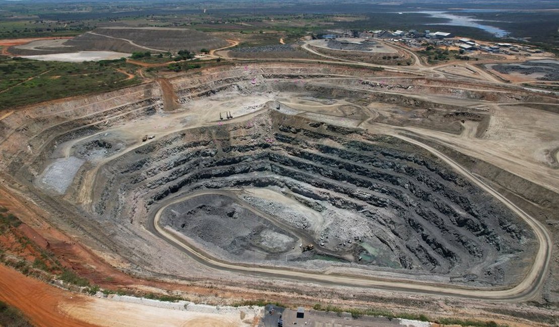 Rachaduras, doenças e poluição: mineração em Craíbas será investigada por deputados