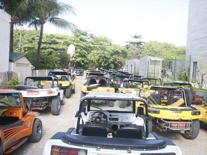 Bugueiros de Maragogi protestam para manter rotas