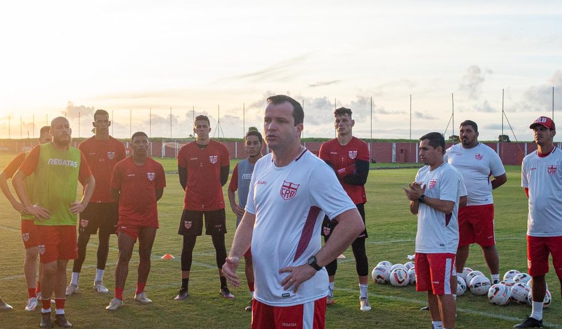 Daniel Paulista lamenta empate do CRB no clássico