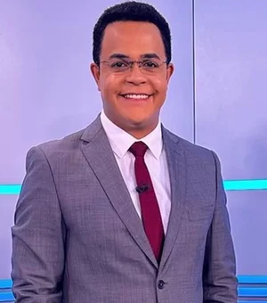 Jornalista da TV Globo, Marcelo Pereira, é socorrido após mal súbito