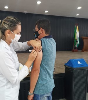 Motoristas e funcionários do Cerest são alvo de ação preventiva à saúde em Arapiraca