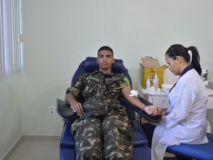 Exército promove campanha para abastecer estoque de sangue do Hemoal 