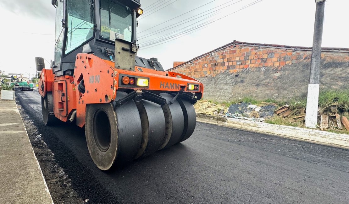 Bairro Cidade Universitária tem mais 20 ruas pavimentadas