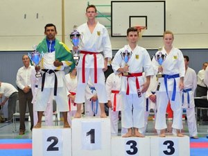 Arapiraquense é vice campeão do campeonato europeu de karatê