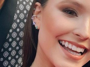 Larissa Manoela conta que usa fralda nos shows após ter feito xixi no palco