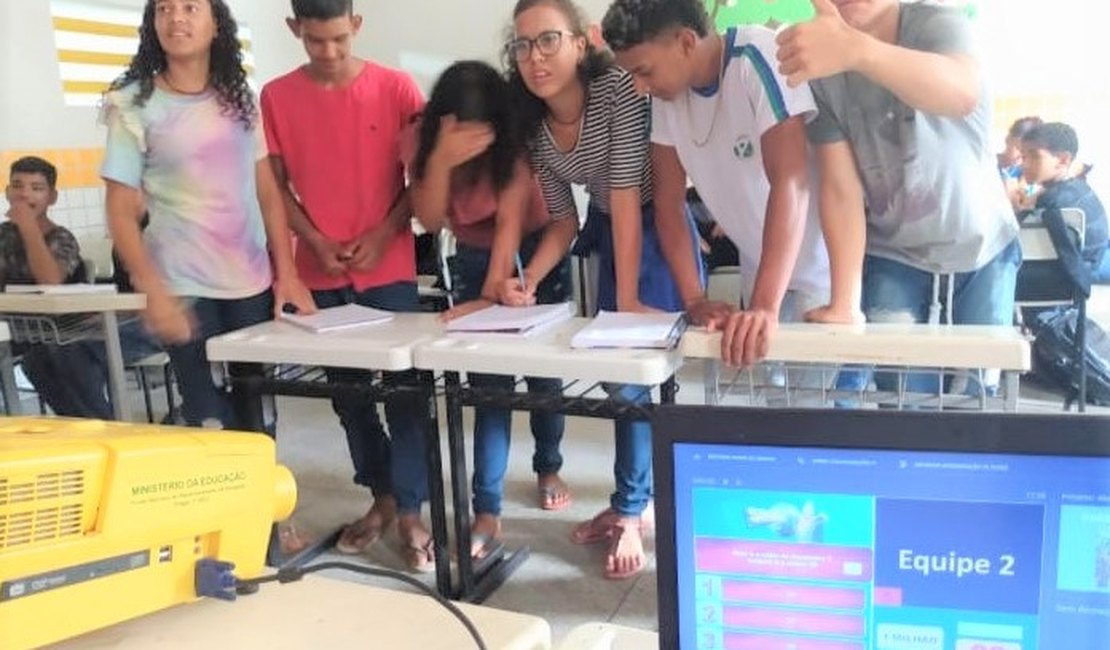 Arapiraca amplia tecnologia educacional e coloca jovens como protagonistas do aprendizado