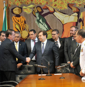 Contra Bolsonaro, centrão quer resgatar reforma da Previdência de Temer