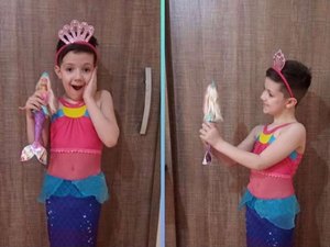 Mãe mostra filho usando fantasia de sereia e fotos viralizam na internet