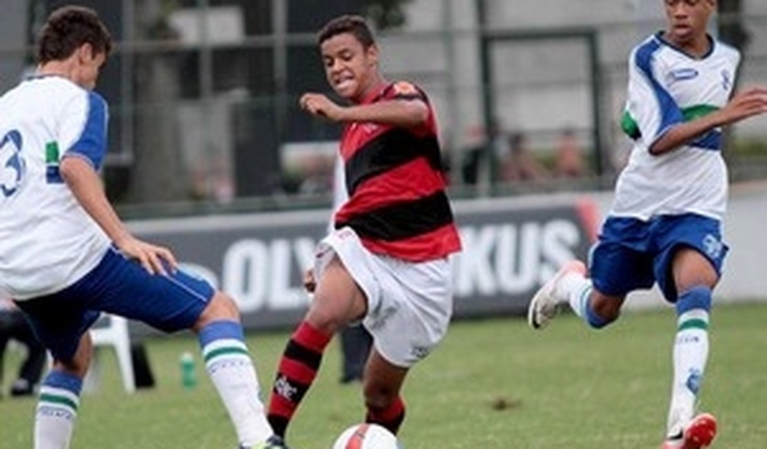 Conheça 10 filhos de jogadores que tentam a sorte na base brasileira