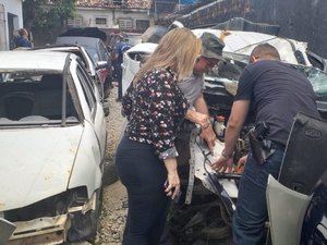Operação da PC fiscaliza oficina de desmanche de veículos em Maceió