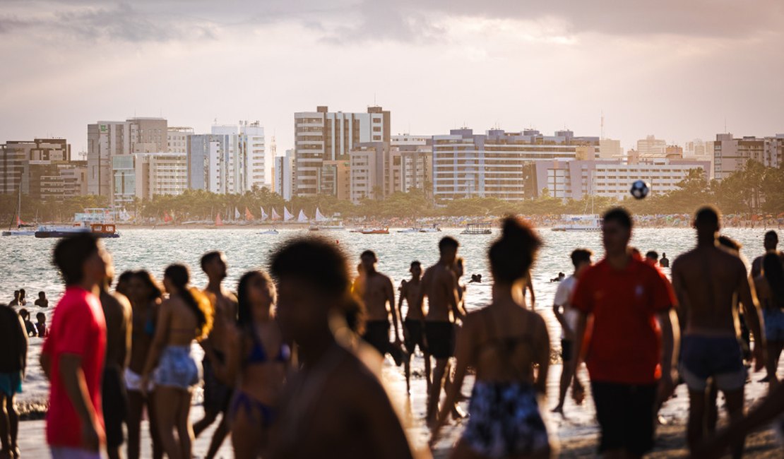 Maceió se destaca como 6° destino mais procurado para férias do Verão 2025