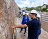 Vice-prefeito e secretário de Infraestrutura acompanha contenção de encostas