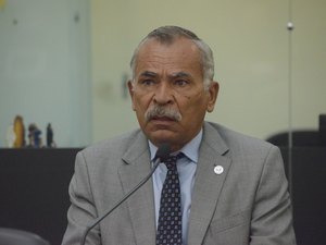 “Quem não tirou o chapéu para ele, compre um para tirar”, diz Tarcizo sobre vitória de Luciano