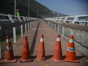 Novo trecho de ciclovia que desabou no Rio é aberto ao público