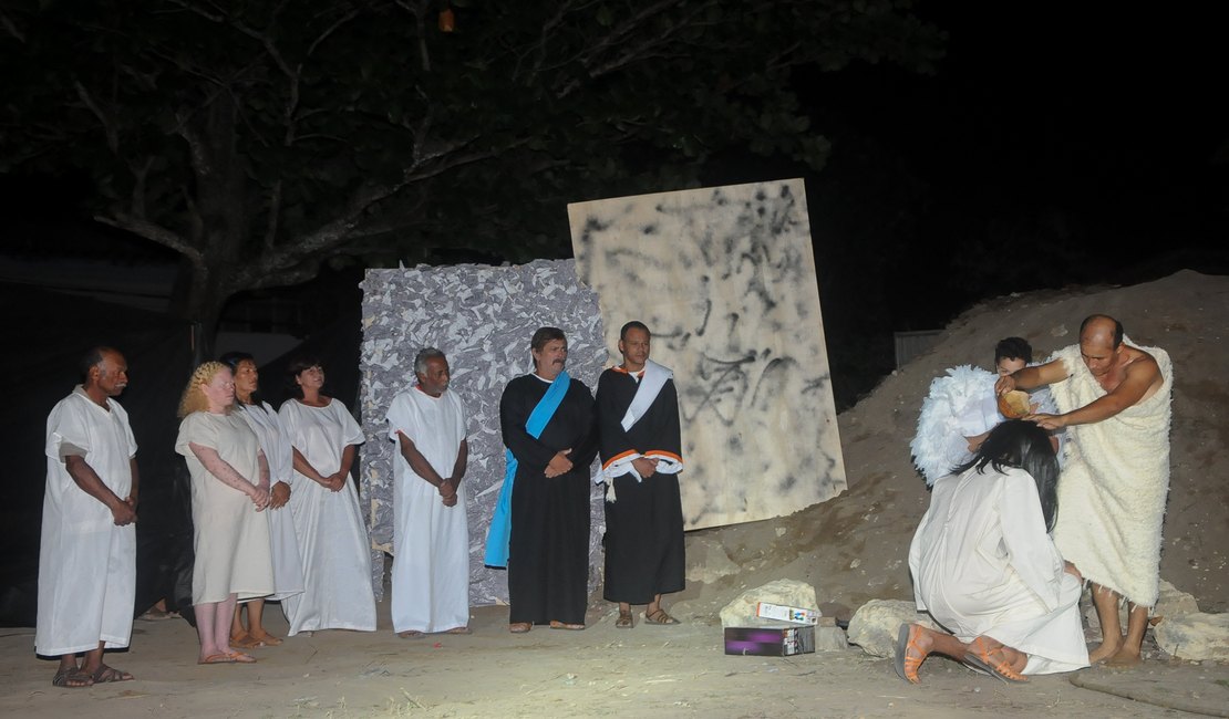 Comunidade do Canaã encena Paixão de Cristo até sábado