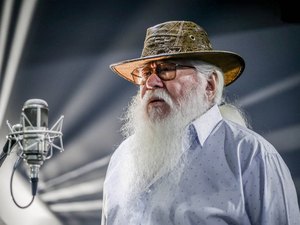 Aos 81 anos, Hermeto Pascoal vai lançar disco com uma big band
