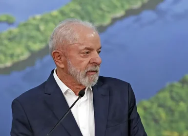 Lula agradece Trump e espera 'zerar celeuma' com os EUA
