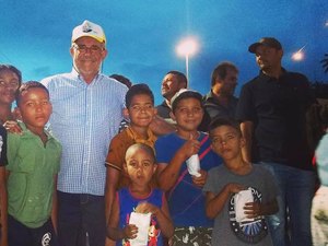 Petrúcio Barbosa promove ação social com atividades voltadas para as crianças de Igaci