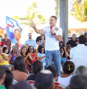 Renan Filho apresenta propostas e recebe apoio de 33 mil pescadores