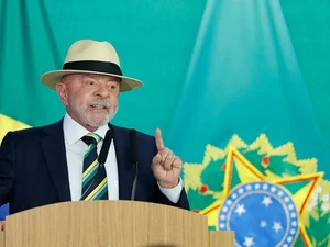 Governo Lula vai à Justiça para cobrar R$ 1 bi em indenização de 15 bets
