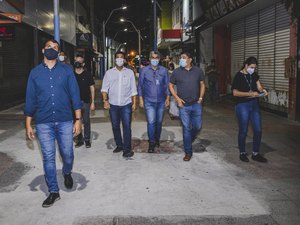 Sima vistoria pontos para intervenções de iluminação no Centro de Maceió