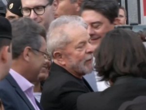 Twitter: desde a soltura, quase 70% dos posts foram desfavoráveis a Lula