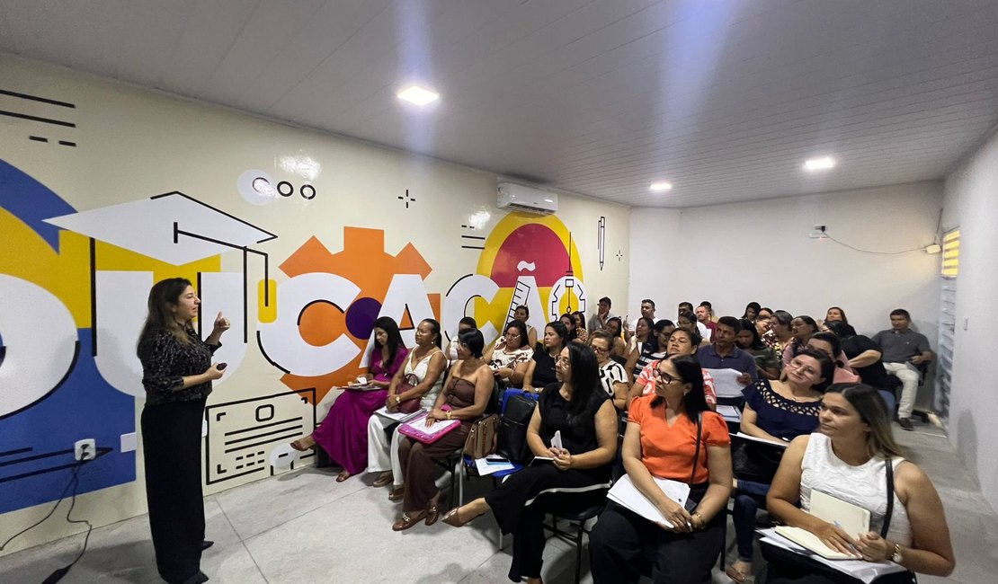 Prefeitura de Traipi realiza formação de diretores escolares