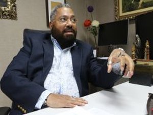 Juiz dá prazo para a retirada de food trucks de áreas públicas em Maceió