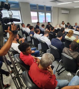 Reunião no MP discute aumento da passagem de ônibus em Maceió