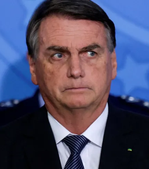 Polícia Federal intima Bolsonaro a depor em inquérito das joias