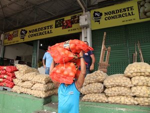 Prévia da inflação acelera e fica em 1,11% em junho, aponta IBGE