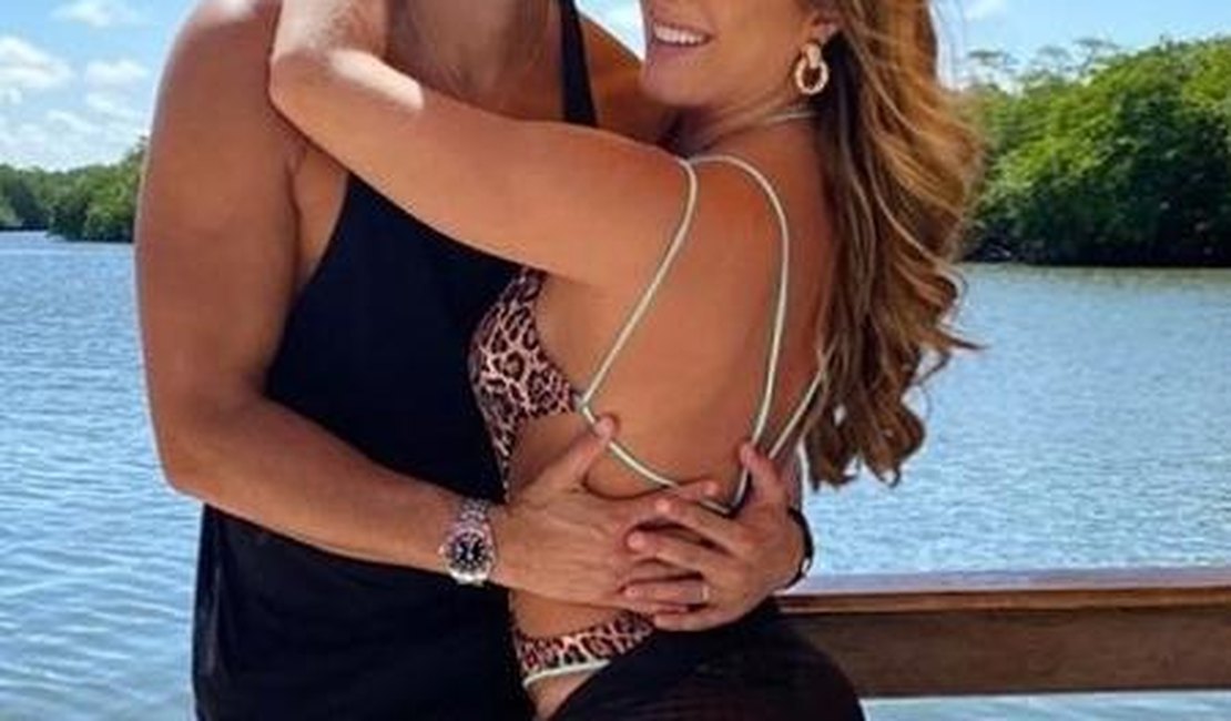 Nicole Bahls e Marcelo Bimbi dão um 'tempo' no casamento: 'Preciso pensar'