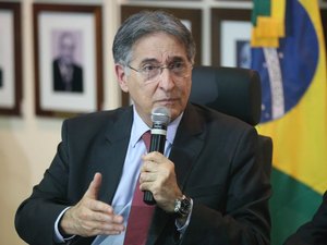 Minas Gerais não vai pagar 13° salário para servidores