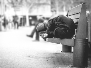 MP e Defensoria pedem medidas para proteger população de rua em Maceió